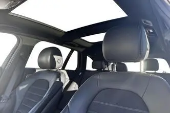 Mercedes-Benz C 220, 2.0, 143 kW, diesel, automatic, rear-wheel drive