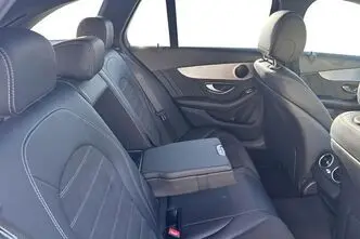 Mercedes-Benz C 220, 2.0, 143 kW, diesel, automatic, rear-wheel drive