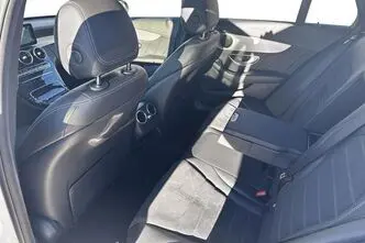 Mercedes-Benz C 220, 2.0, 143 kW, diesel, automatic, rear-wheel drive