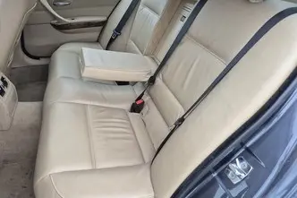 BMW 325, 2.5, 160 kW, benzīns, manuālā, aizmugurējā piedziņa