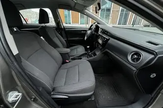 Toyota Corolla, 1.6, 97 kW, bensiin, manuaal, esivedu