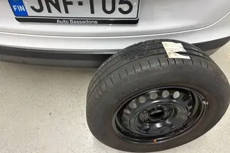 Hyundai i30, 1.5, 80 kW, бензин, механическая, передний привод