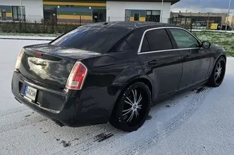 Chrysler 300C, 3.6, 218 kW, bensiin+lpg, automaat, tagavedu