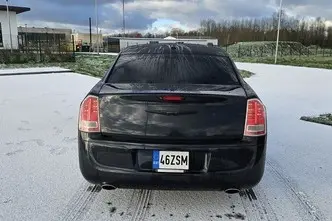 Chrysler 300C, 3.6, 218 kW, bensiin+lpg, automaat, tagavedu