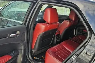 Chrysler 300C, 3.6, 218 kW, bensiin+lpg, automaat, tagavedu