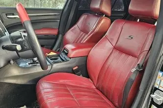 Chrysler 300C, 3.6, 218 kW, bensiin+lpg, automaat, tagavedu