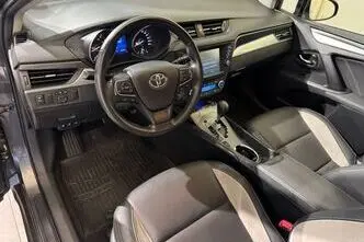 Toyota Avensis, 1.8, 108 kW, бензин, автомат, передний привод