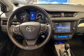 Toyota Avensis, 1.8, 108 kW, бензин, автомат, передний привод