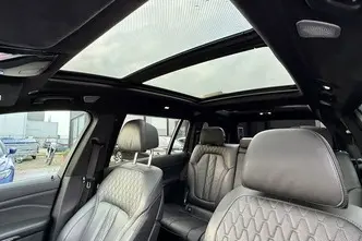 BMW X7, 3.0, 250 kW, hübriid, automaat, nelikvedu