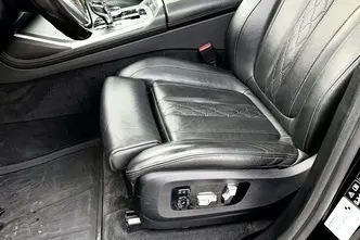 BMW X7, 3.0, 250 kW, hübriid, automaat, nelikvedu