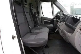 Peugeot Boxer, 88 kW, diesel, manual, front-wheel drive