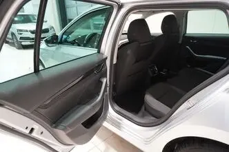 Škoda Octavia, 1.0, 81 kW, гибрид, автомат, передний привод