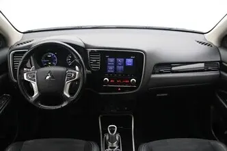 Mitsubishi Outlander, 2.4, 99 kW, pistikhübriid, automaat, nelikvedu