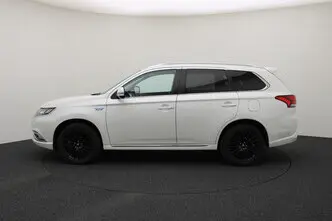 Mitsubishi Outlander, 2.4, 99 kW, pistikhübriid, automaat, nelikvedu