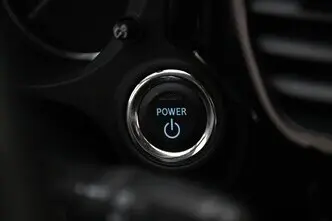 Mitsubishi Outlander, 2.4, 99 kW, pistikhübriid, automaat, nelikvedu