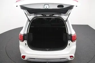 Mitsubishi Outlander, 2.4, 99 kW, pistikhübriid, automaat, nelikvedu