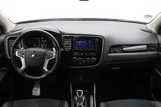 Mitsubishi Outlander, 2.0, 89 kW, pistikhübriid, automaat, nelikvedu