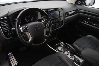 Mitsubishi Outlander, 2.0, 89 kW, pistikhübriid, automaat, nelikvedu