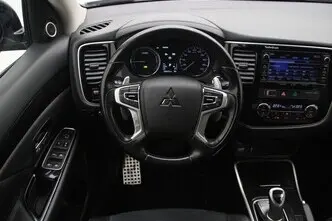 Mitsubishi Outlander, 2.0, 89 kW, pistikhübriid, automaat, nelikvedu