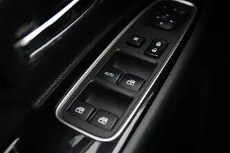 Mitsubishi Outlander, 2.0, 89 kW, pistikhübriid, automaat, nelikvedu