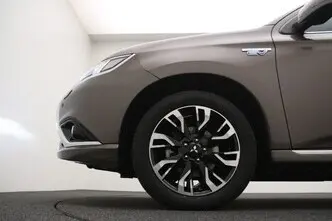 Mitsubishi Outlander, 2.0, 89 kW, pistikhübriid, automaat, nelikvedu