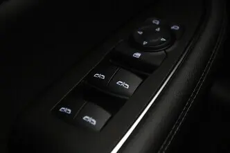 Opel Insignia, 1.5, 121 kW, bensiin, manuaal, esivedu