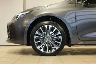 Toyota Corolla, 1.8, 72 kW, hübriid, automaat, esivedu