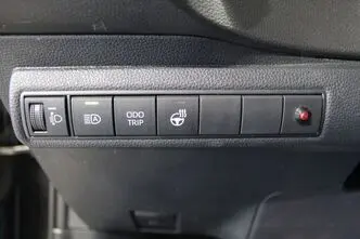 Toyota Corolla, 1.5, 92 kW, bensiin, manuaal, esivedu