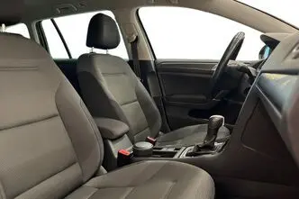 Volkswagen Golf, 1.5, 110 kW, bensiin, automaat, esivedu