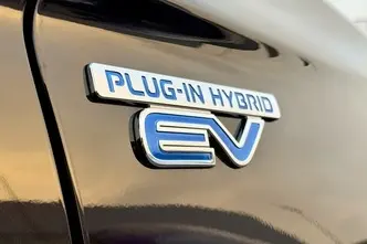 Mitsubishi Outlander, 2.4, 99 kW, pistikhübriid, automaat, nelikvedu