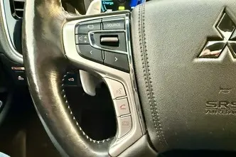 Mitsubishi Outlander, 2.4, 99 kW, pistikhübriid, automaat, nelikvedu