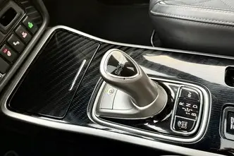 Mitsubishi Outlander, 2.4, 99 kW, pistikhübriid, automaat, nelikvedu