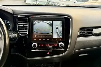 Mitsubishi Outlander, 2.4, 99 kW, pistikhübriid, automaat, nelikvedu