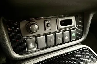 Mitsubishi Outlander, 2.4, 99 kW, pistikhübriid, automaat, nelikvedu