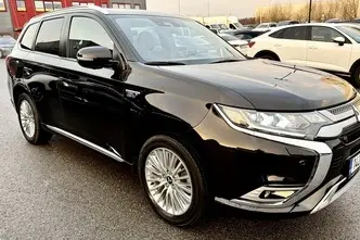 Mitsubishi Outlander, 2.4, 99 kW, pistikhübriid, automaat, nelikvedu
