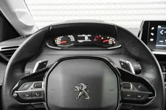 Peugeot 208, 1.2, 74 kW, bensiin, automaat, esivedu
