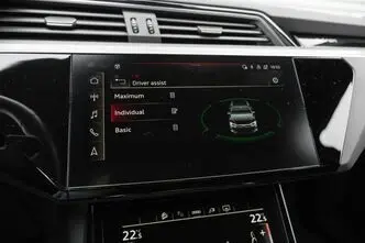 Audi e-tron, 230 kW, elekter, automaat, nelikvedu