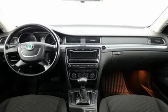 Škoda Superb, 2.0, 125 kW, diesel, automatic, front-wheel drive
