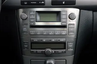 Toyota Avensis, 1.8, 95 kW, petrol, automatic, front-wheel drive