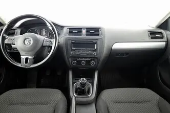 Volkswagen Jetta, 1.4, 90 kW, petrol, manual, front-wheel drive