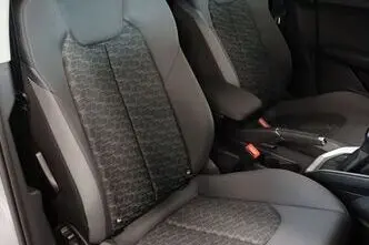 Audi A1, 1.0, 81 kW, bensiin, automaat, esivedu