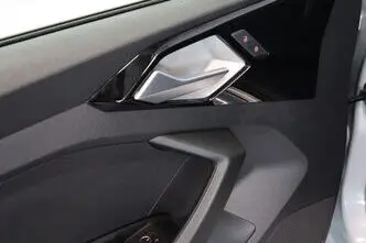 Audi A1, 1.0, 81 kW, bensiin, automaat, esivedu