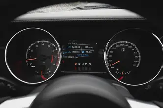 Ford Mustang, 5.0, 324 kW, petrol, automatic, rear-wheel drive