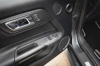 Ford Mustang, 5.0, 324 kW, petrol, automatic, rear-wheel drive