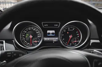 Mercedes-Benz GLS 500, 4.7, 335 kW, petrol, automatic, four-wheel drive