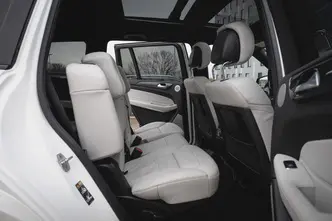 Mercedes-Benz GLS 500, 4.7, 335 kW, petrol, automatic, four-wheel drive