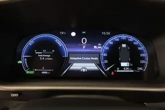 Toyota Corolla Cross, 2.0, 98 kW, hybrid, automatic, front-wheel drive