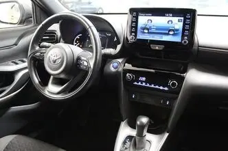 Toyota Yaris Cross, 1.5, 68 kW, гибрид, автомат, передний привод