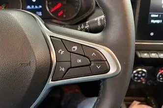 Renault Clio, 1.0, 67 kW, petrol, automatic, front-wheel drive