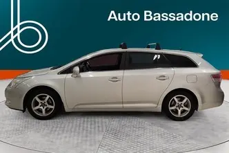 Toyota Avensis, 1.6, 97 kW, petrol, manual, front-wheel drive